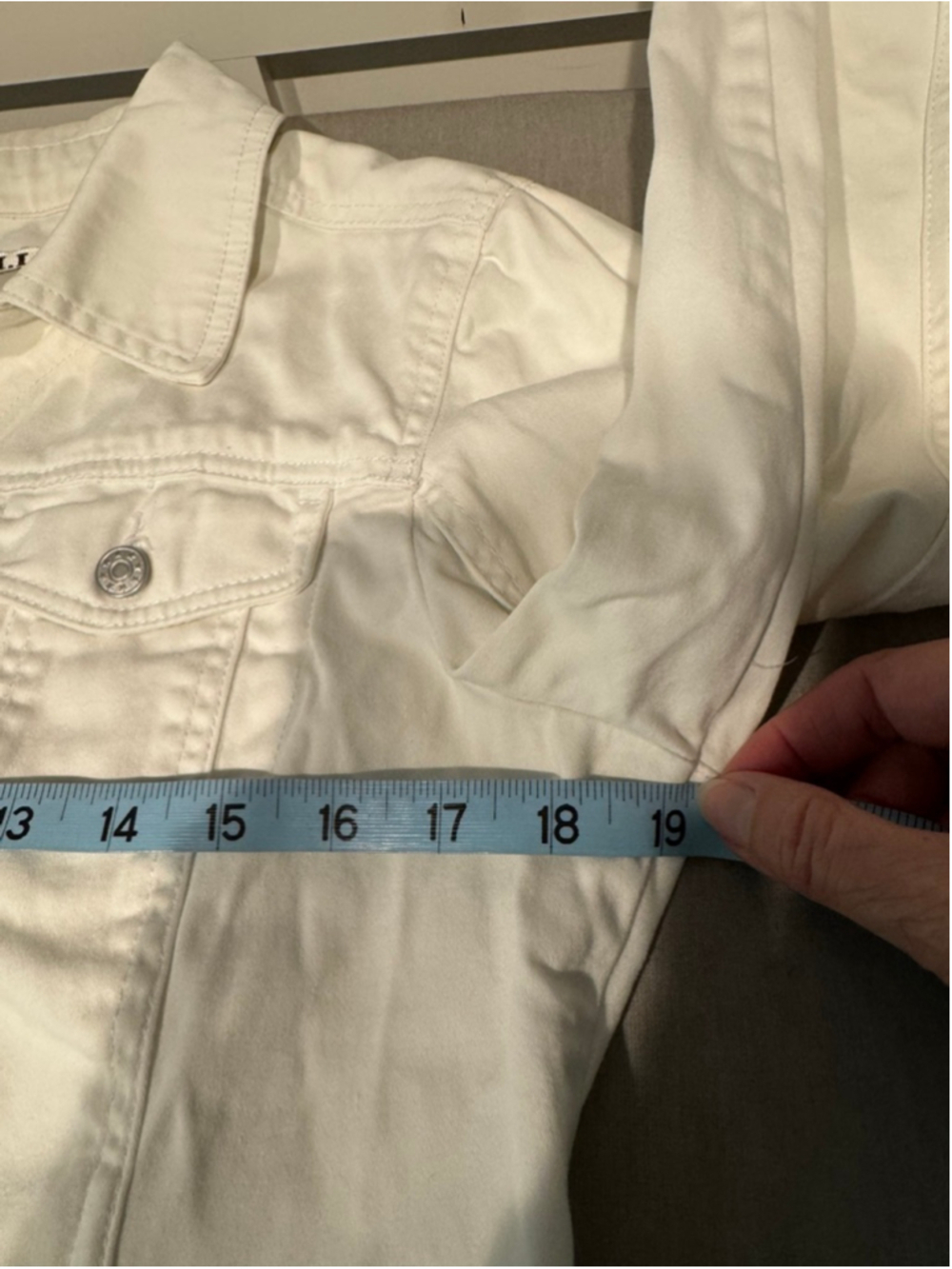 Women's Y2K A.M.I. White Stretch Jean Jacket S - Picture 7 of 9